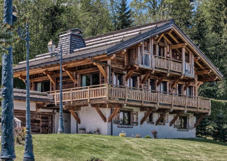 Image of Chalet Silver Fox